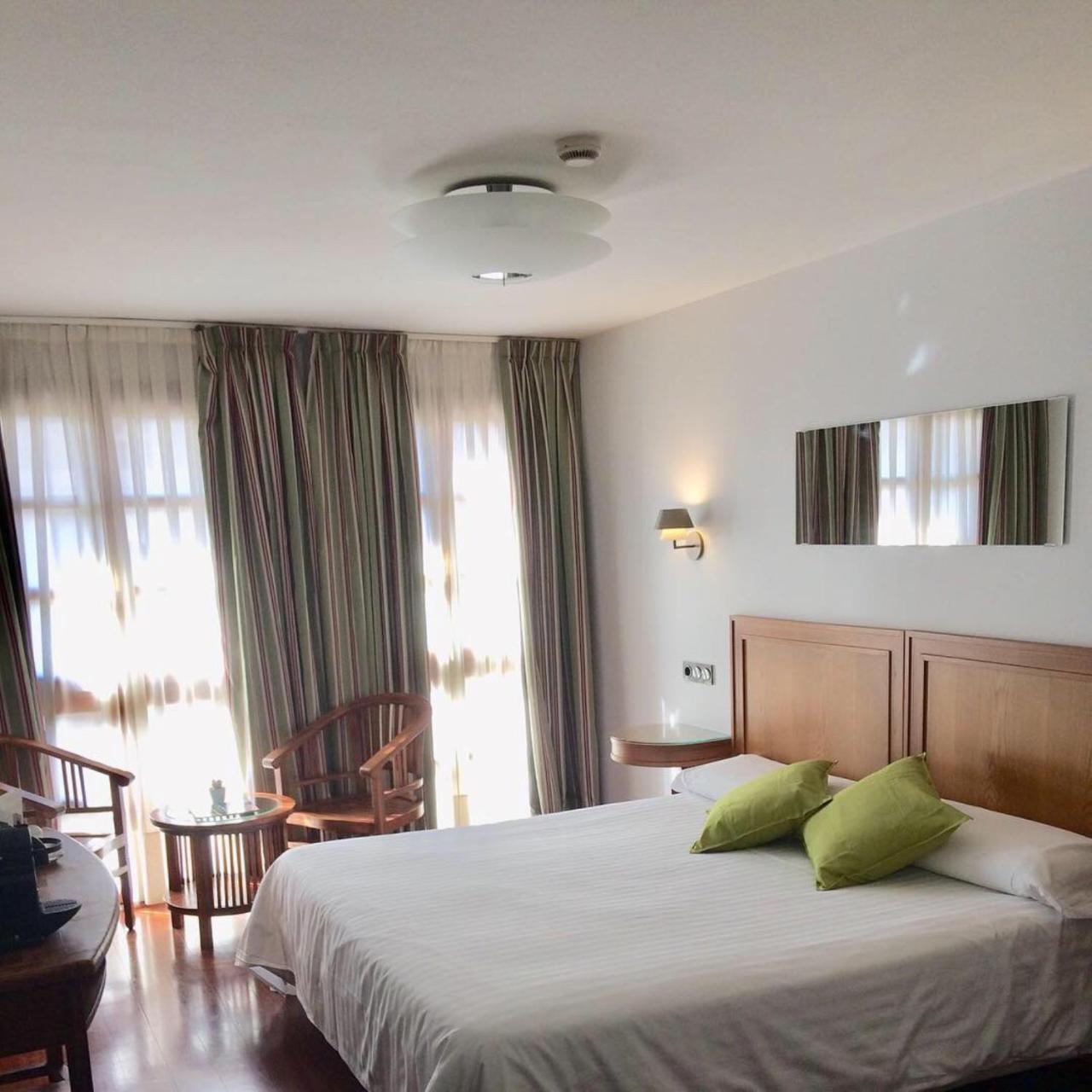 Onís Hotel El Sella מראה חיצוני תמונה